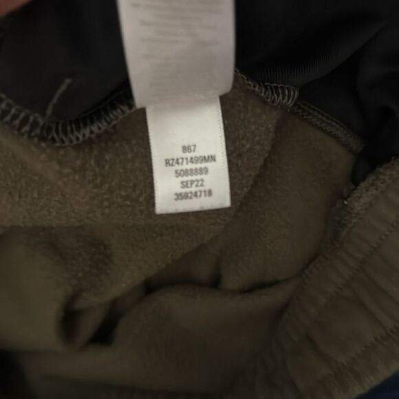 Z by Zella Freestyle Shorts Drawstring Fleece Blend Pockets Army Green - Picture 6 of 6